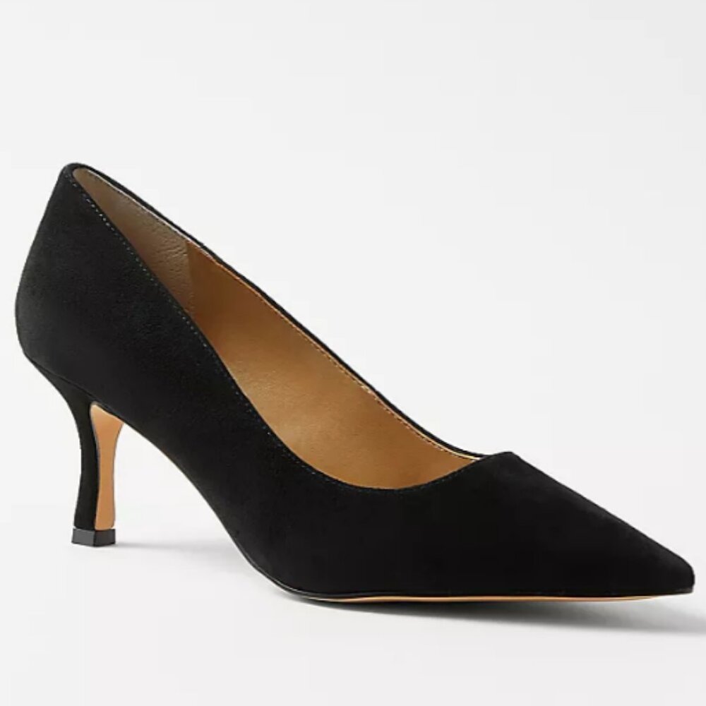 Ann Taylor Eryn Black Suede Pumps, size 7
